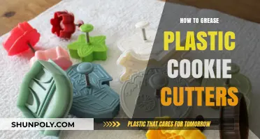 Greasing Plastic Cookie Cutters: Easy Steps for Perfect Results