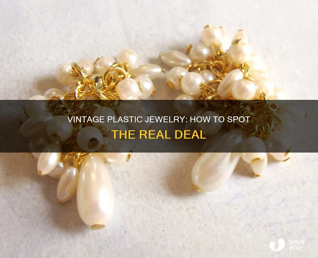 how to identify vintage plastic jewelry