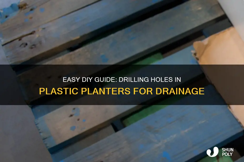 how to make a hole in plastic planter