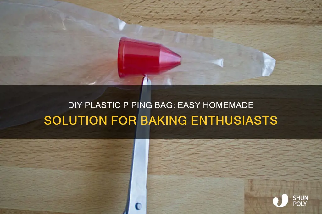 how to make plastic piping bag
