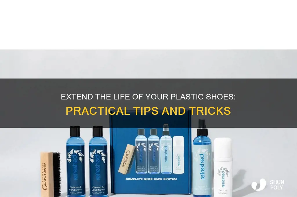 how to make plastic shoe last