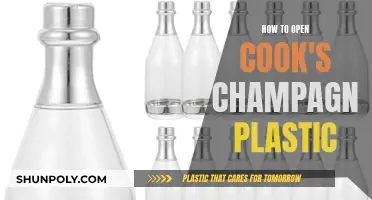 Easy Opening: Cook's Champagne Plastic