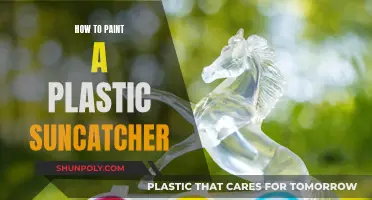 Paint a Plastic Suncatcher: Easy Steps for Beginners