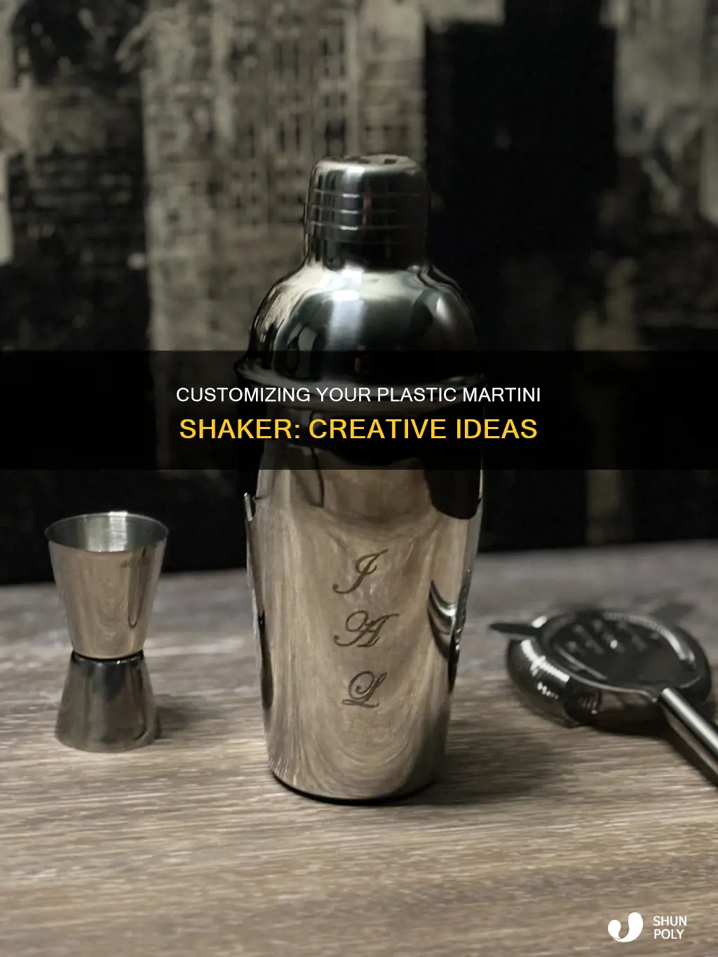 how to personalize plastic martini shaker