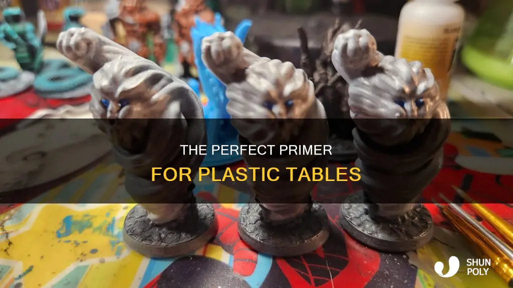 how to prime a plastic table