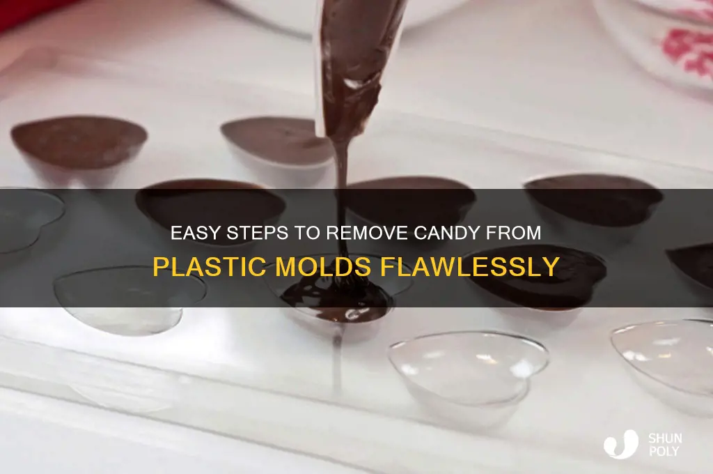 how to remove candy from plastic mold