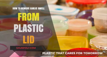 Effective Ways to Eliminate Garlic Odor from Plastic Lids