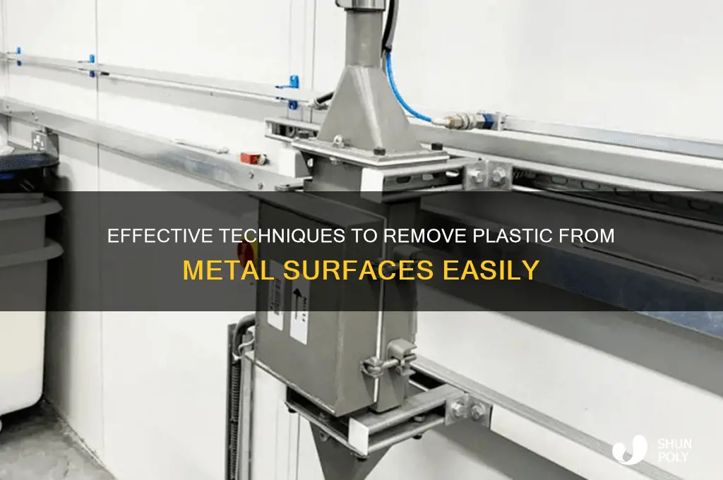 how to remove plastic from a metal surfac