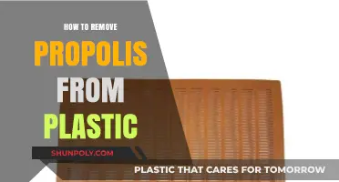 Effective Methods to Remove Propolis from Plastic Surfaces Easily