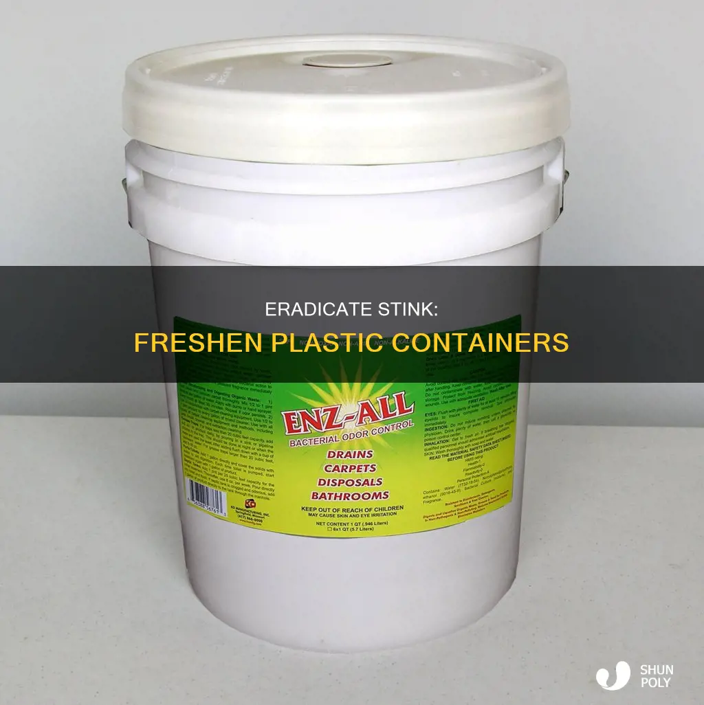 how to remove the stink from plastic storage containers
