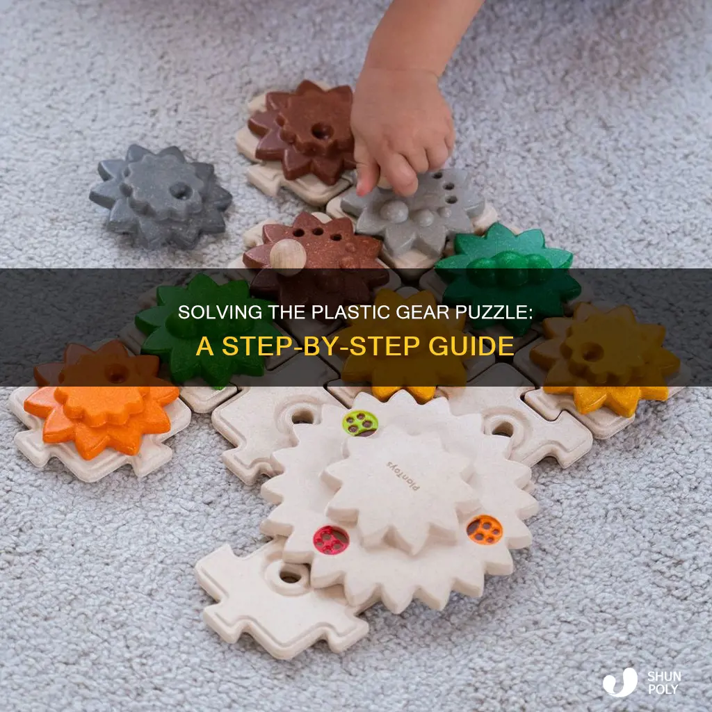how to solve plastic gear puzzle