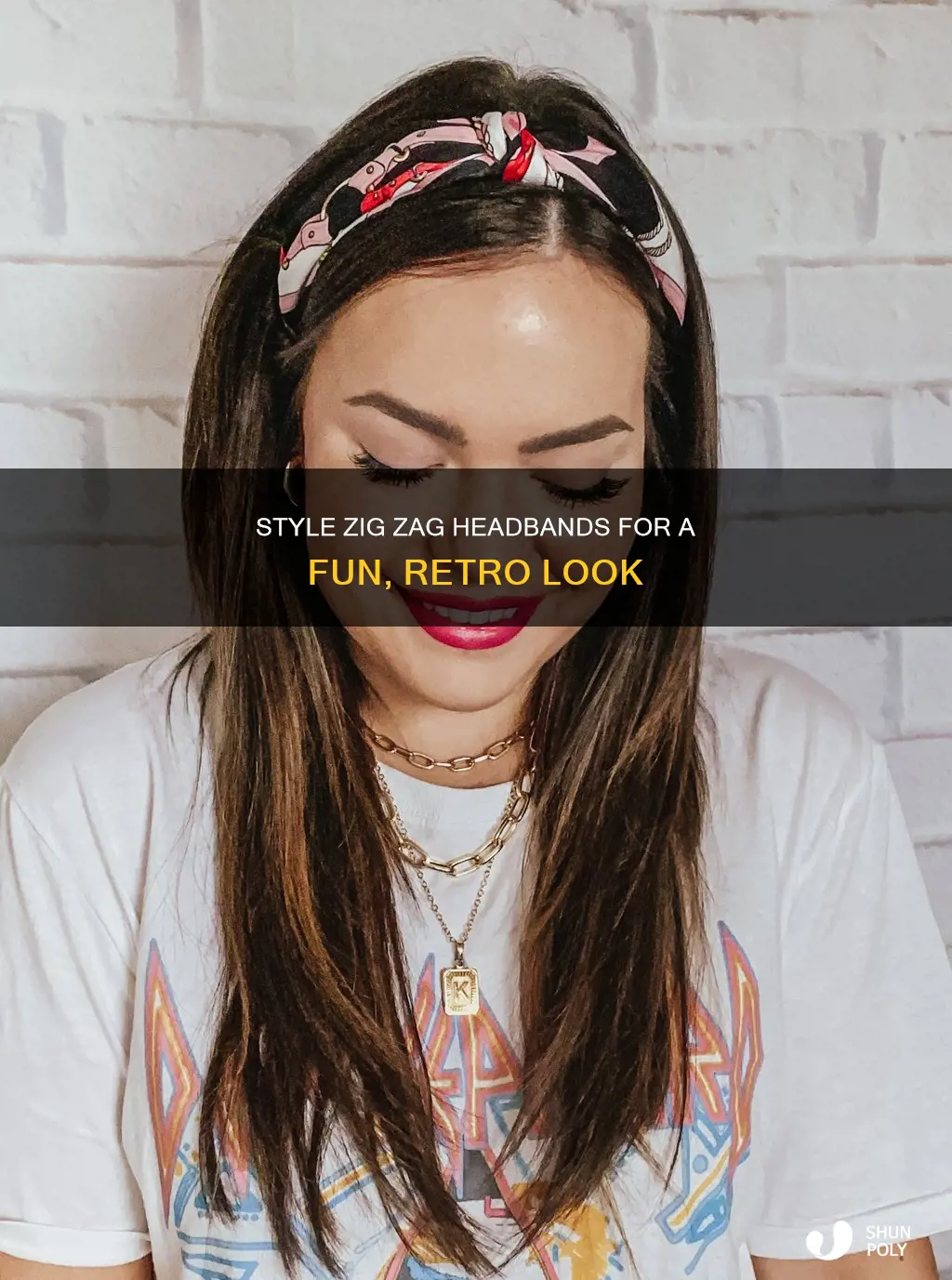 how to wear zig zag plastic headband