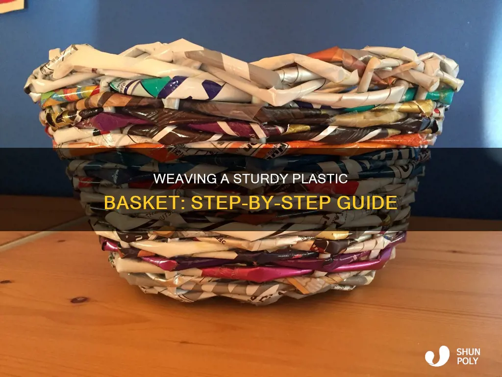 how to weave a plastic basket