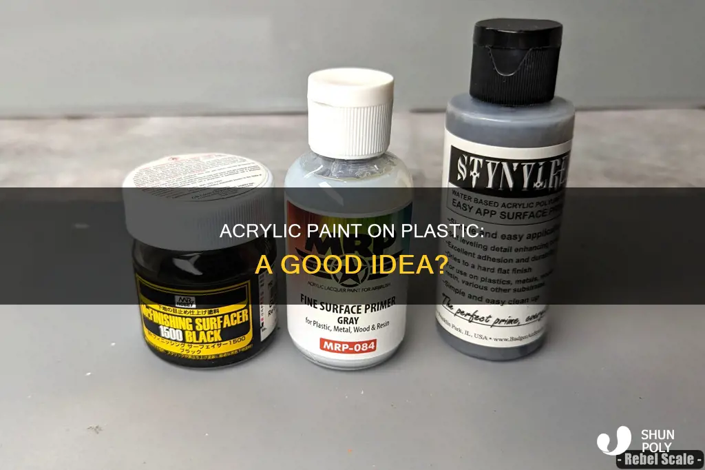 is acrylic paint good for plastic