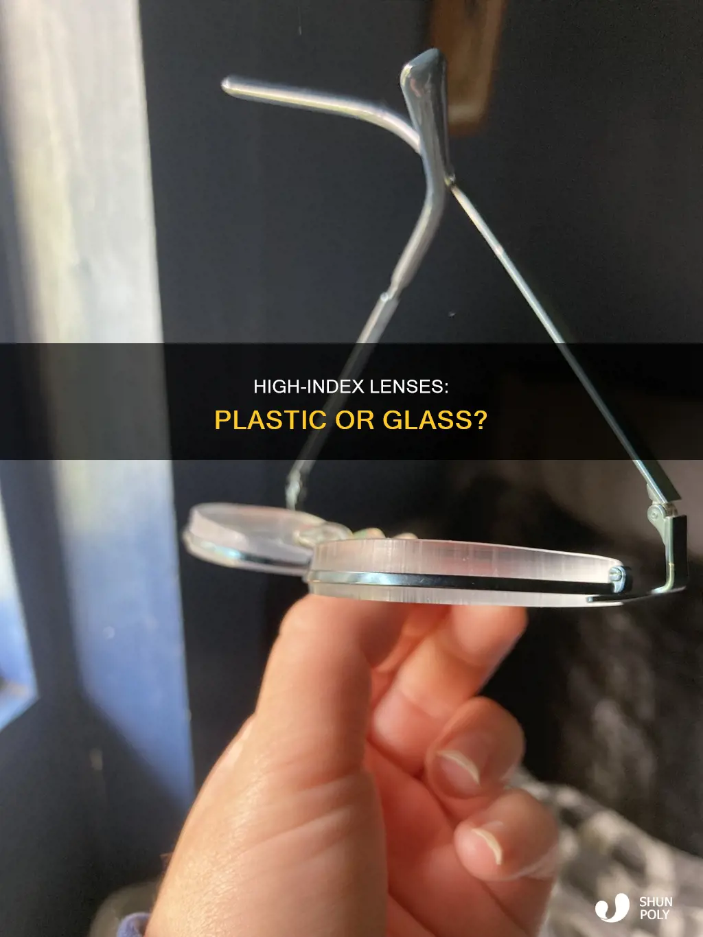 is high index a plastic material