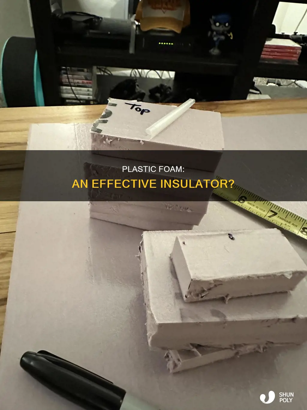 is plastic foam a good insulator