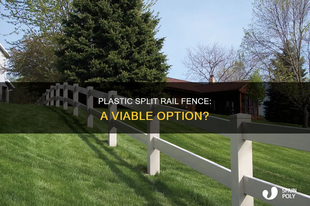 is ther plastic split rail fence
