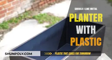 Metal Planter Lining: Plastic Benefits and Drawbacks