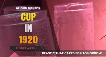 Plastic Cups: 1920s Style and Innovation