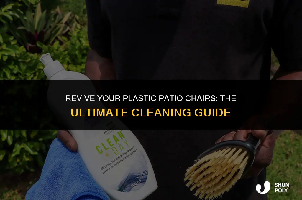 what is the best cleaner for plastic patio chairs