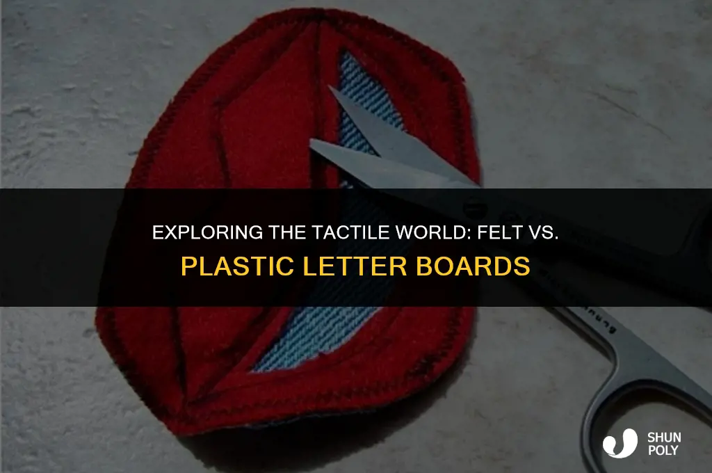 what is the difference between felt and plastic letters boards