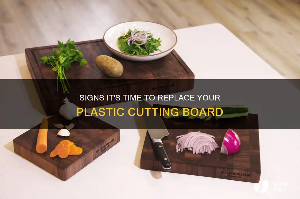 when to replace plastic cutting board