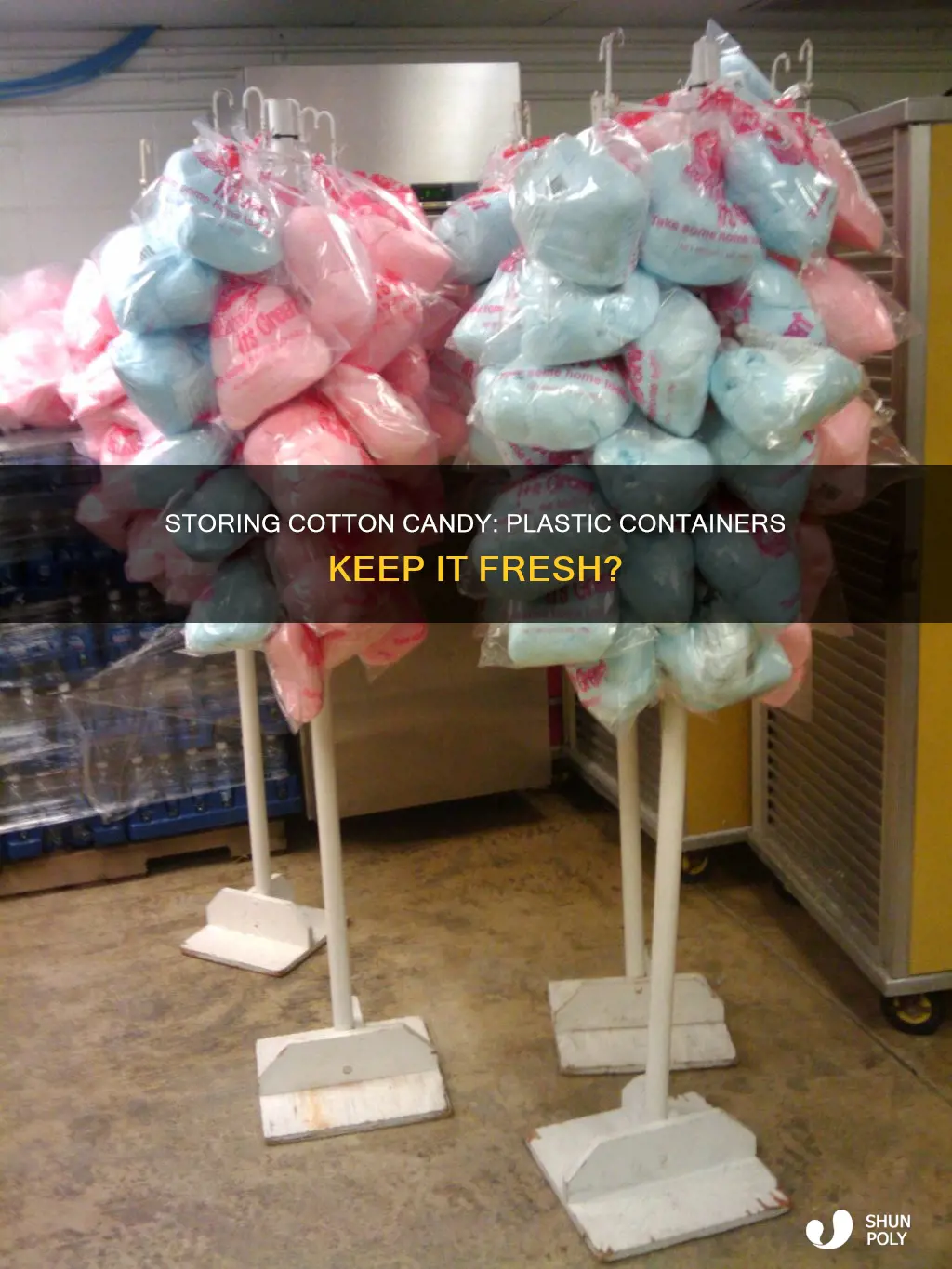 will a plastic container keep cotton candy fresh