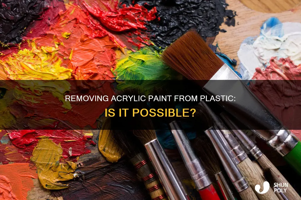 will acrylic paint come off plastic