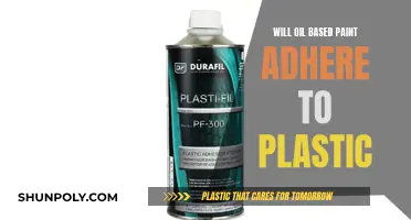 How to Adhere Oil-Based Paint to Plastic Surfaces