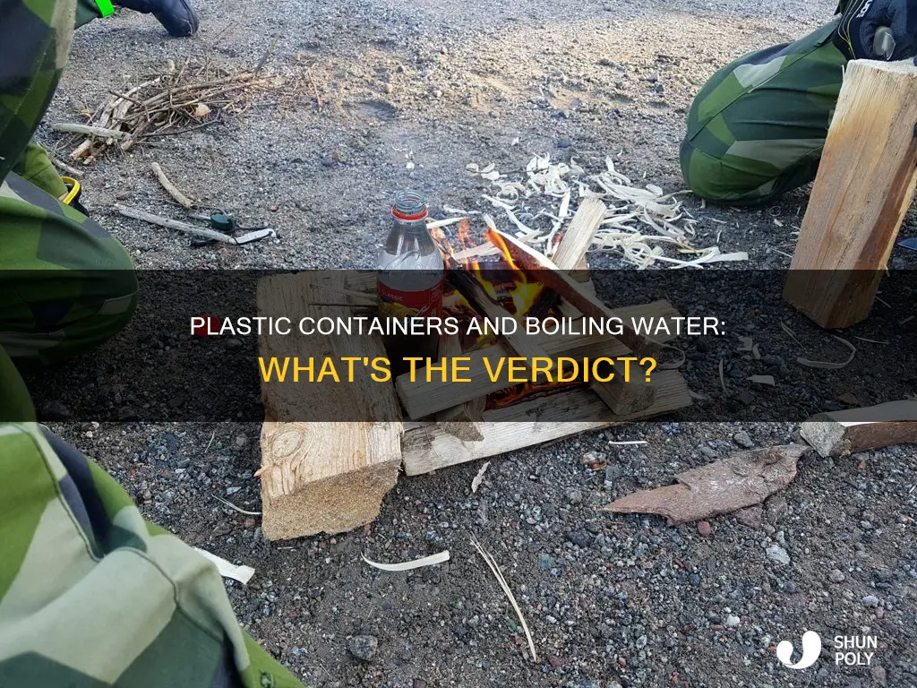 will this plastic container melt from boiling water